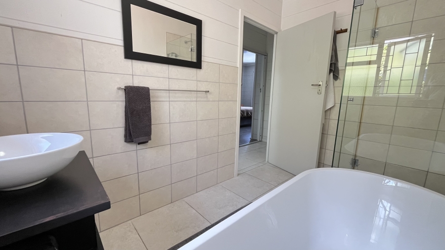 3 Bedroom Property for Sale in Glencairn Western Cape